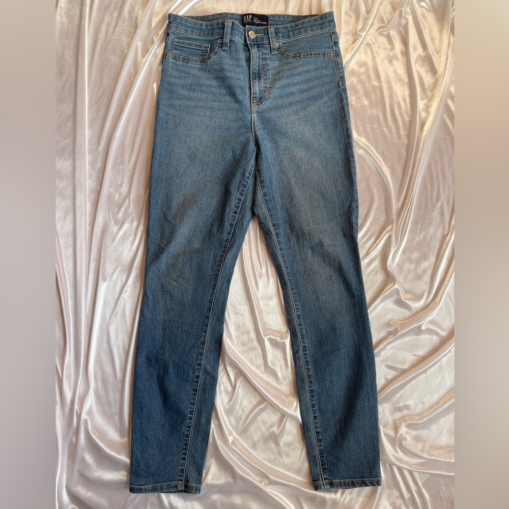 Gap High Rise Favorite Jegging